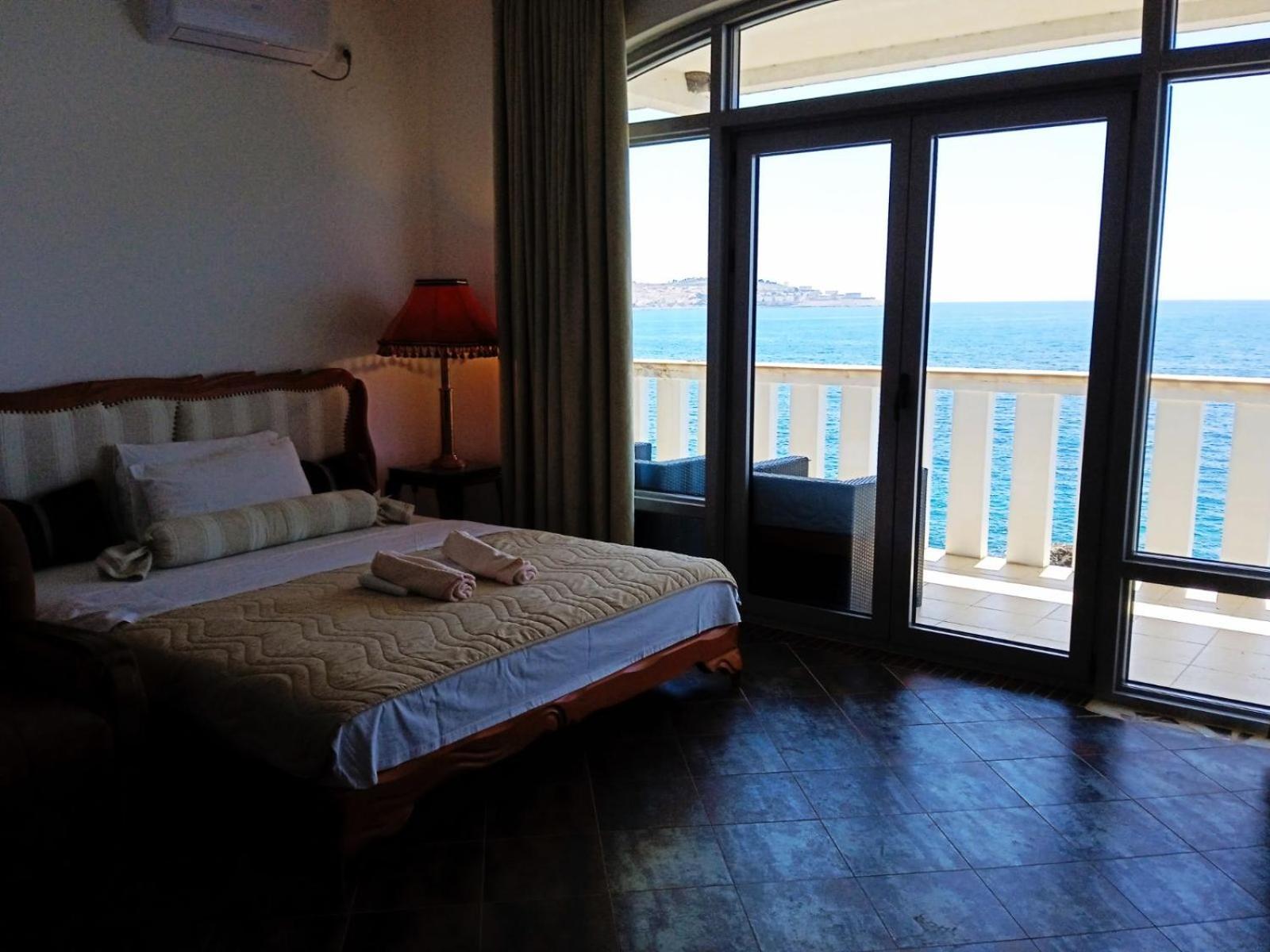 Sunset View Apartments Bar Ruang foto