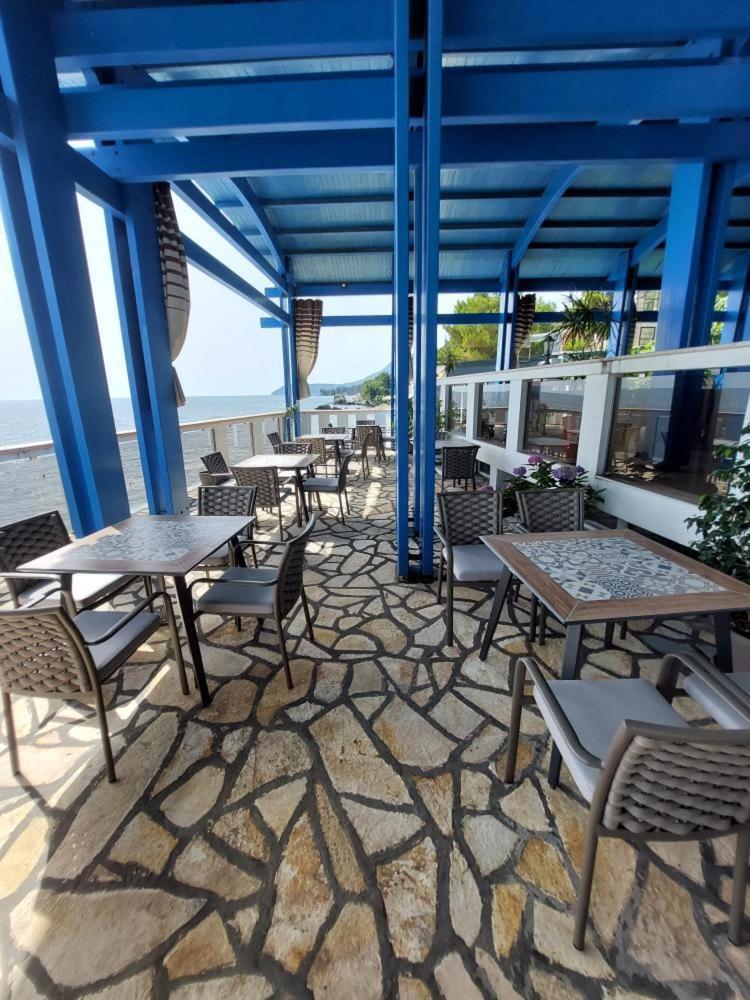 Sunset View Apartments Bar Bagian luar foto